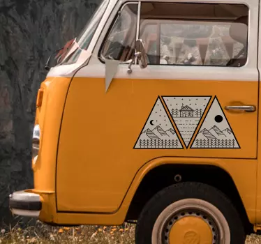Camper sticker driehoeken met kampeer plaatjes - TenStickers