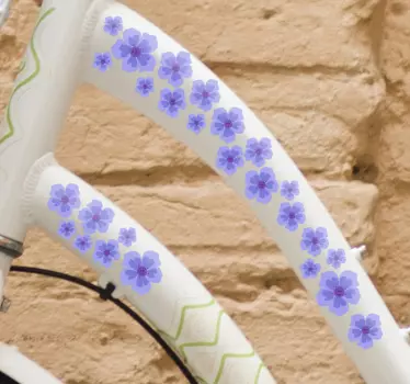 Fietssticker paarse bloemen - TenStickers