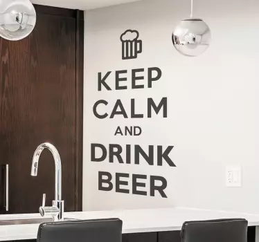 Keep Calm And Drink Beer Muursticker - TenStickers