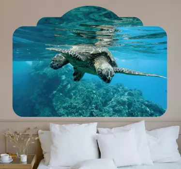 Sticker bed hoofdeinde serene zwemmende schildpad - TenStickers
