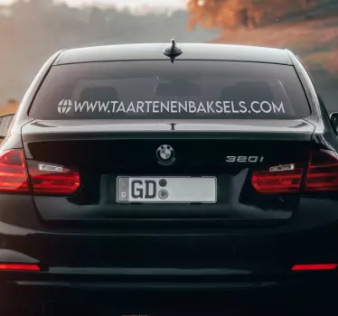 Gepersonaliseerde autosticker website - TenStickers