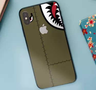 Woest haaienontwerp iPhone sticker - TenStickers