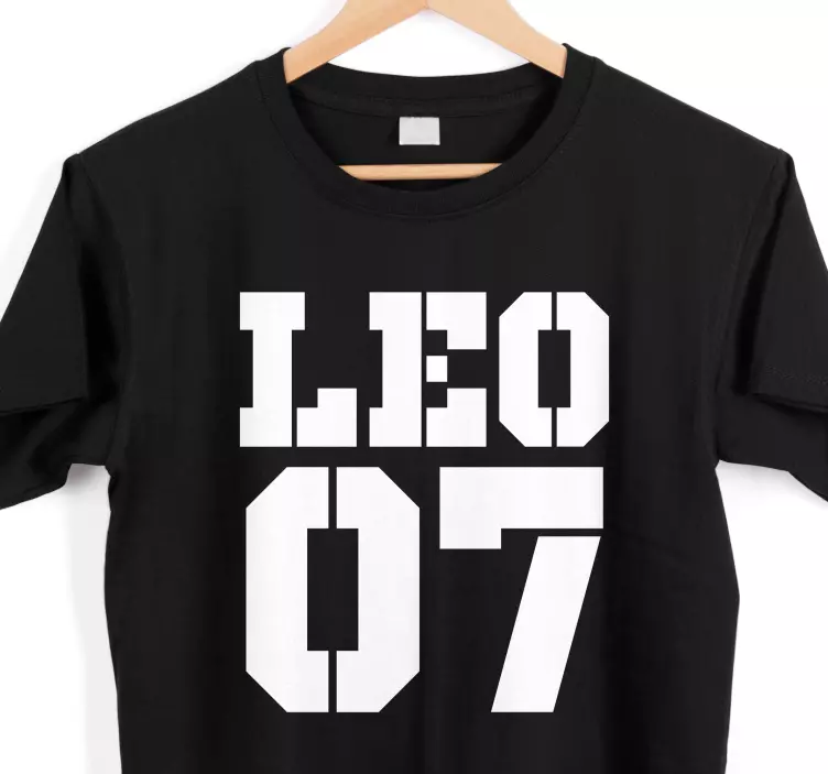 Witte aangepaste naam en nummer t-shirts met naam - TenStickers