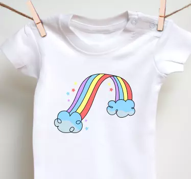 Baby t-shirt kleurrijke regenboog wolken - TenStickers