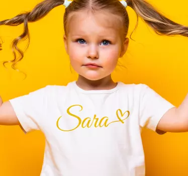 Naam met een hart in kalligrafie T-shirt - TenStickers