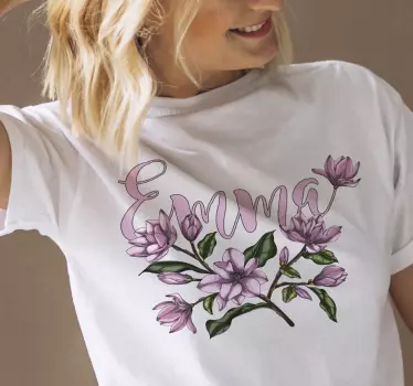 T-shirt met naam gepersonaliseerd bloemendesign - TenStickers
