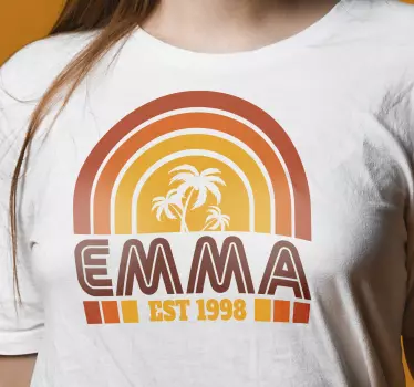 T-shirt met naam regenboog gepersonaliseerd - TenStickers