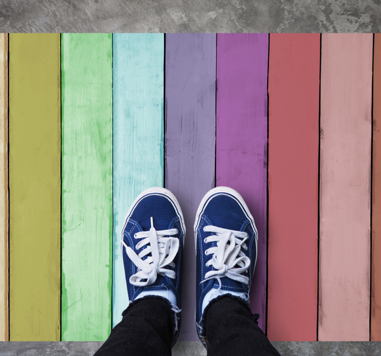 Levendige regenbooglijnen vinyl tapijt met houtstructuur - TenStickers