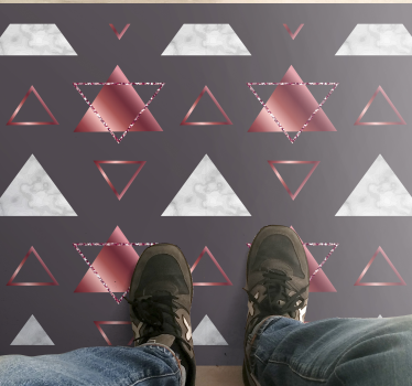 Roze en grijze driehoeken vinyl tapijt geometrisch - TenStickers
