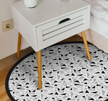 Zwarte en grijze driehoeken vinyl tapijt geometrisch - TenStickers